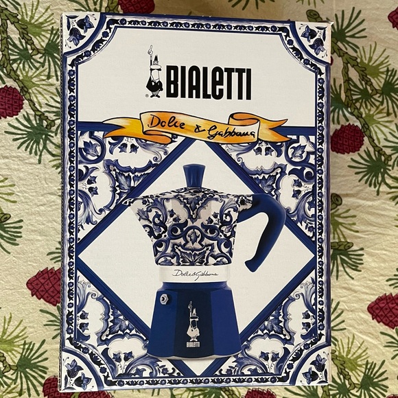 Bialetti Blue and White Espresso Maker - Picture 4 of 7